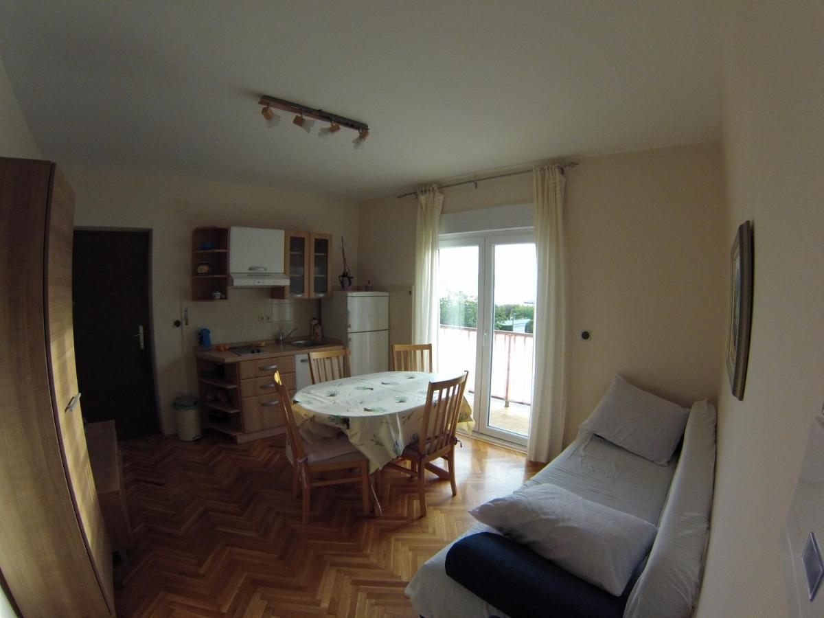Omis Apartmani Mouse Exteriör bild