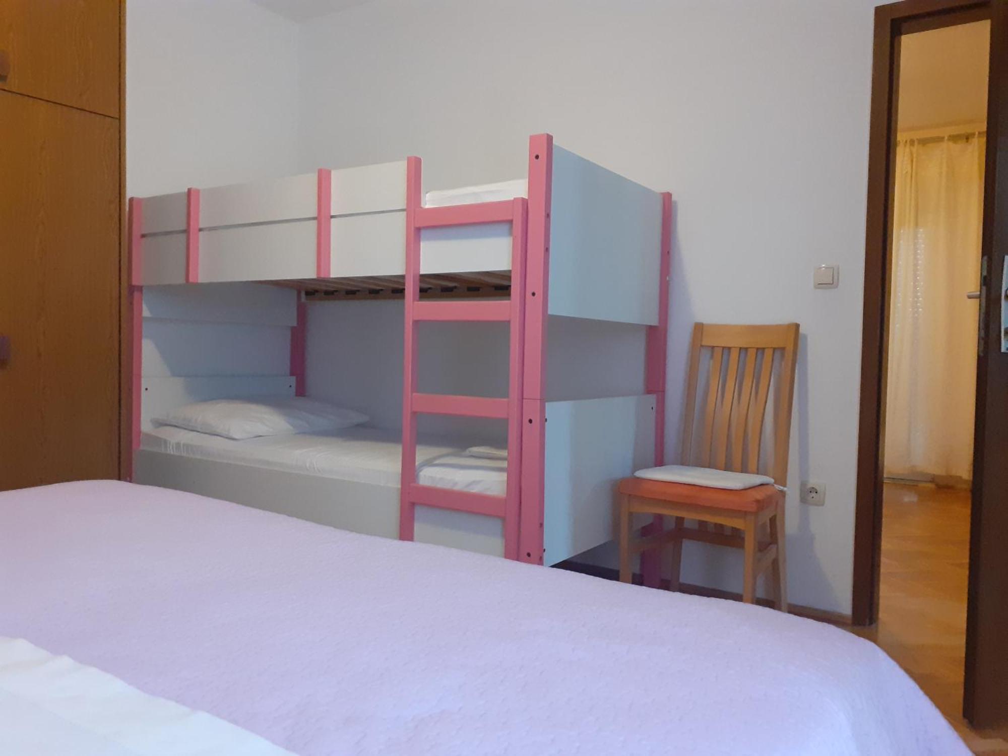 Omis Apartmani Mouse Rum bild